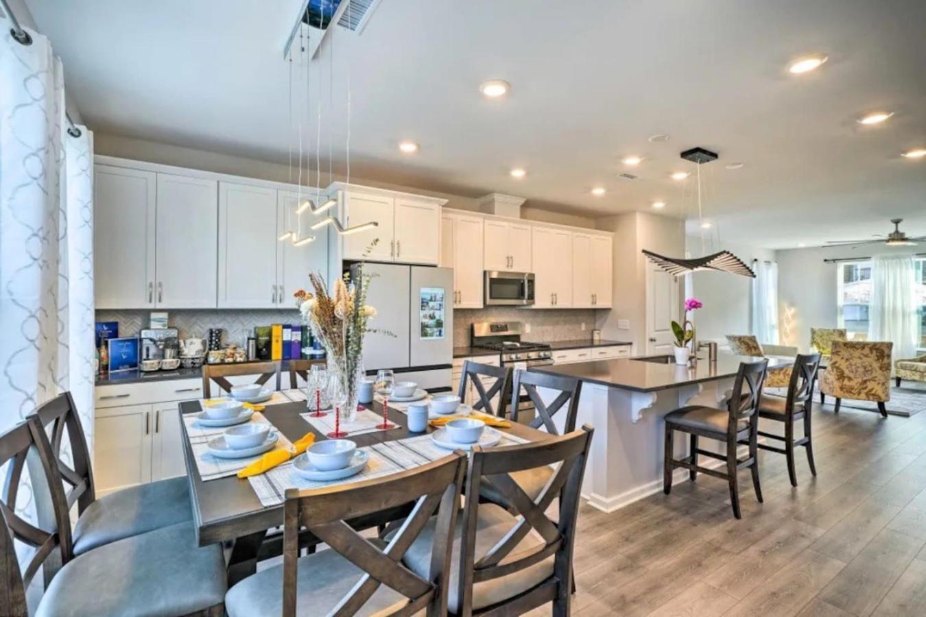 The Villas Buckingham 10 Mins To Rdu Airport Duke Downtown Дърам Екстериор снимка