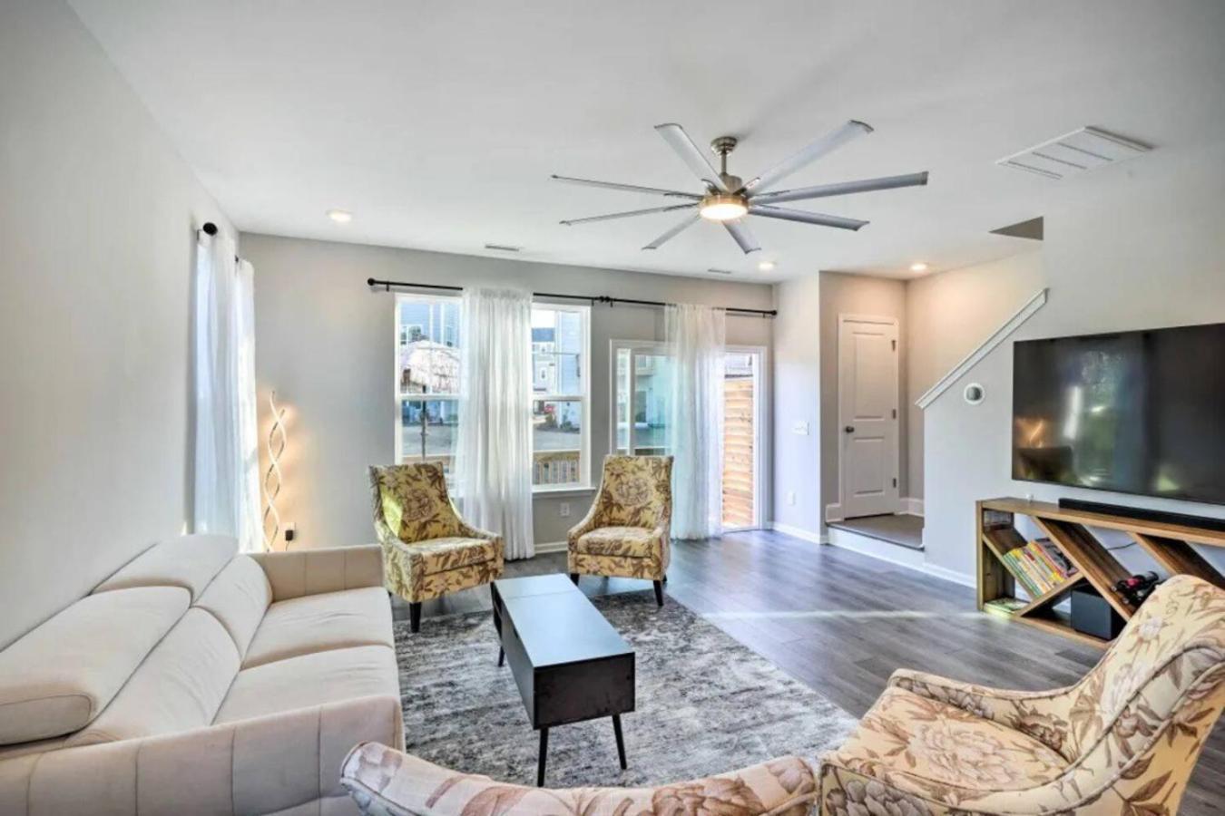 The Villas Buckingham 10 Mins To Rdu Airport Duke Downtown Дърам Екстериор снимка