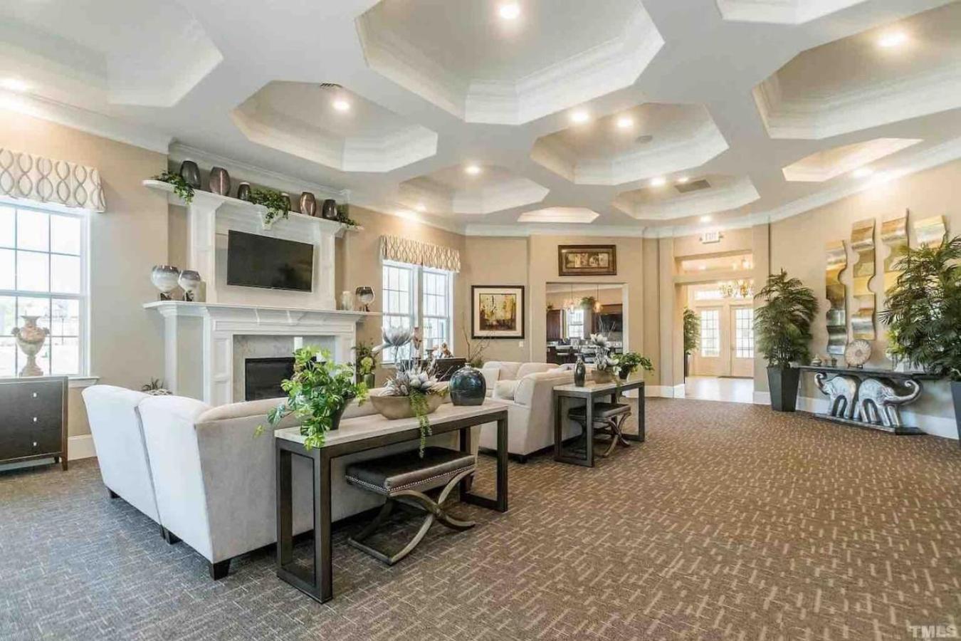 The Villas Buckingham 10 Mins To Rdu Airport Duke Downtown Дърам Екстериор снимка