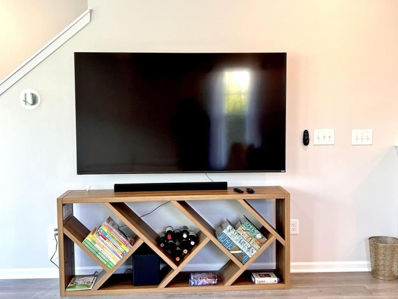 The Villas Buckingham 10 Mins To Rdu Airport Duke Downtown Дърам Екстериор снимка