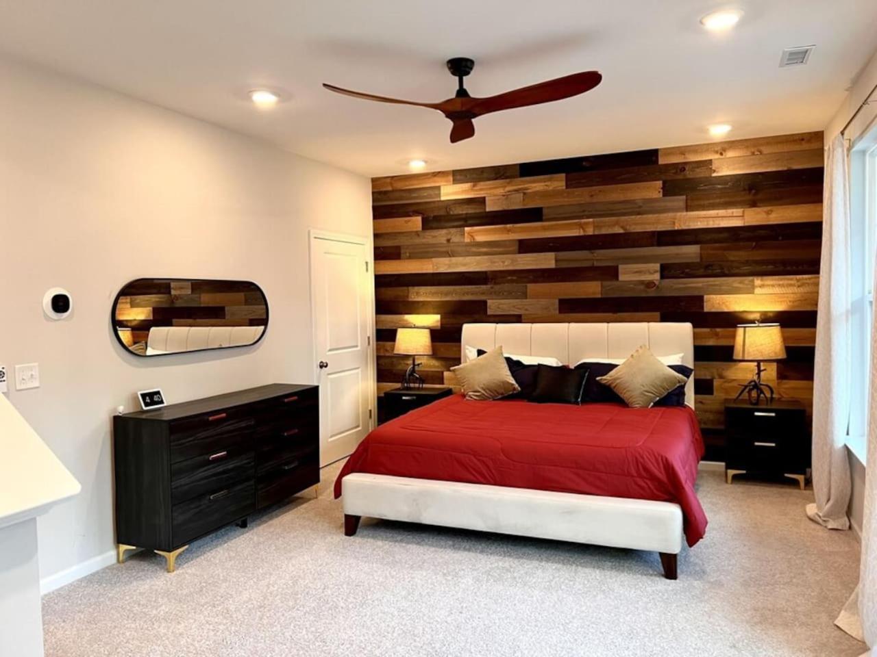 The Villas Buckingham 10 Mins To Rdu Airport Duke Downtown Дърам Екстериор снимка
