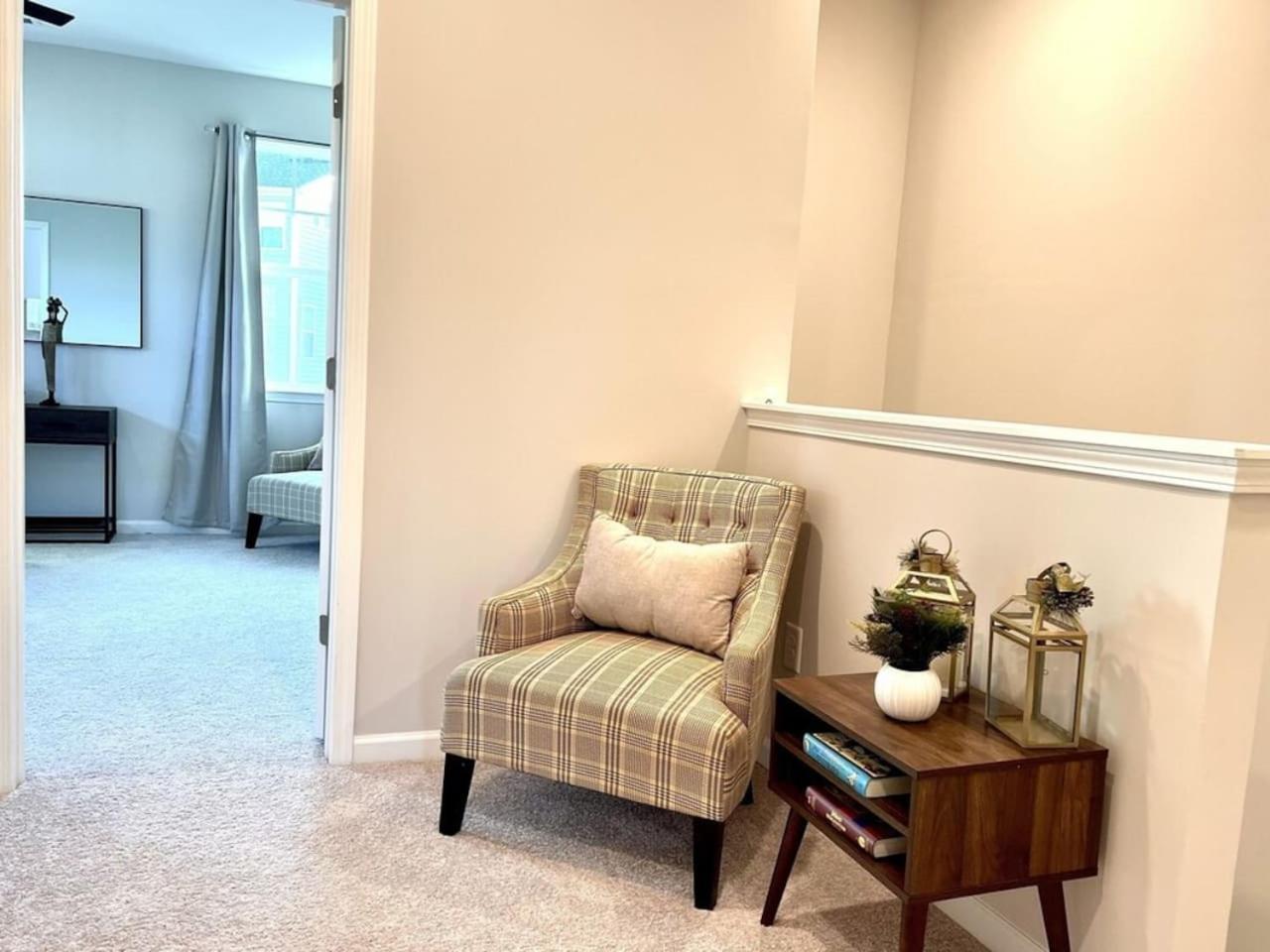 The Villas Buckingham 10 Mins To Rdu Airport Duke Downtown Дърам Екстериор снимка