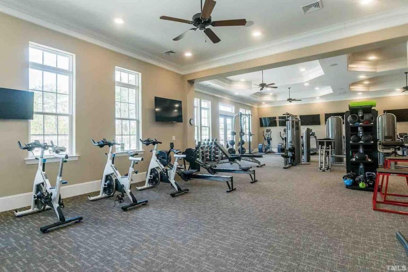 The Villas Buckingham 10 Mins To Rdu Airport Duke Downtown Дърам Екстериор снимка